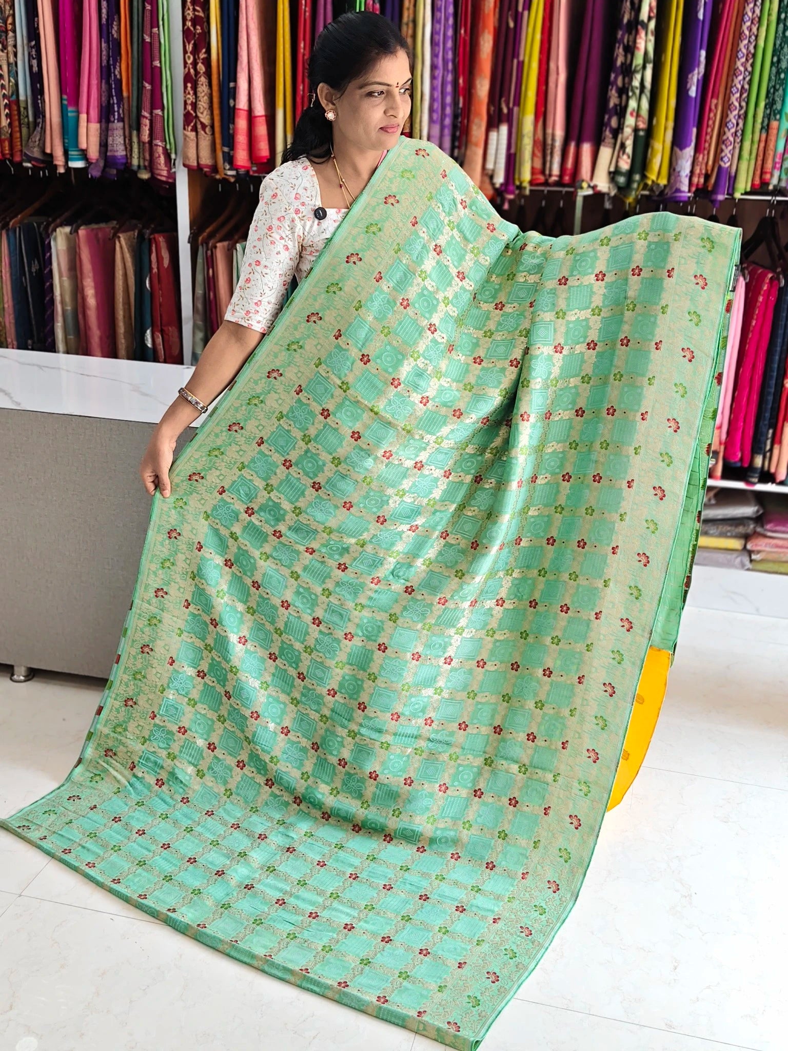 Bandini Banarasi saree
